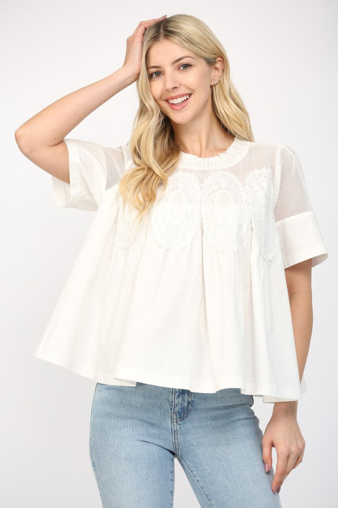 The It-Girl Appliqué Top - White
