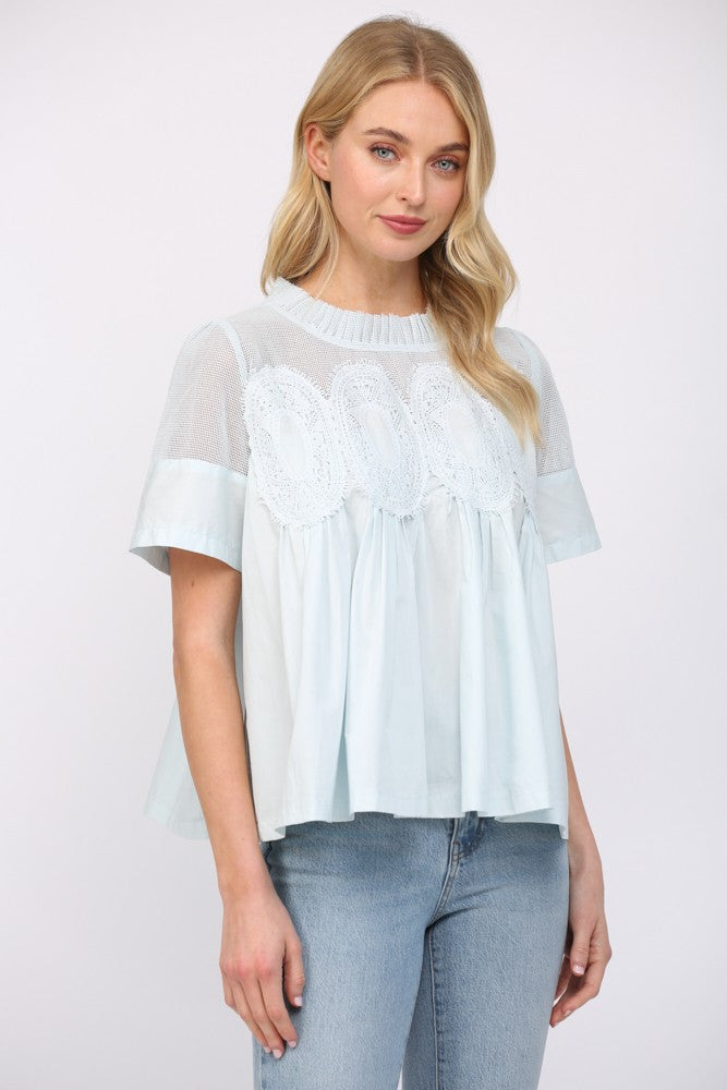 The It-Girl Appliqué Top - Baby Blue
