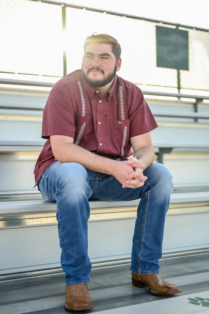 Guayabera Libre - Solid Maroon