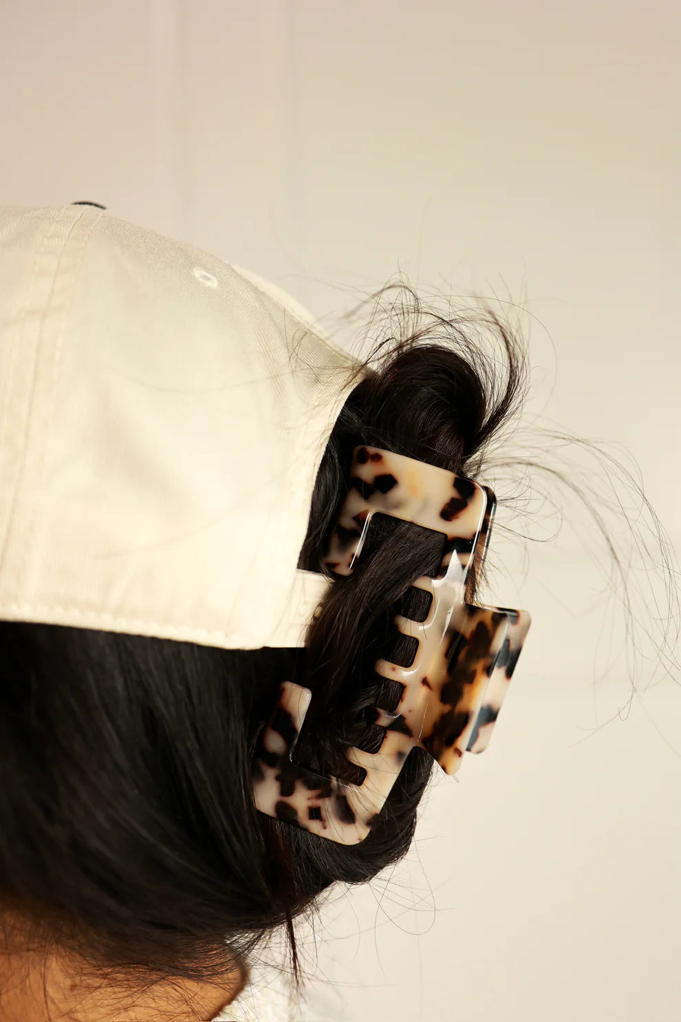 Trucker Claw Clip - Blonde Tortoise