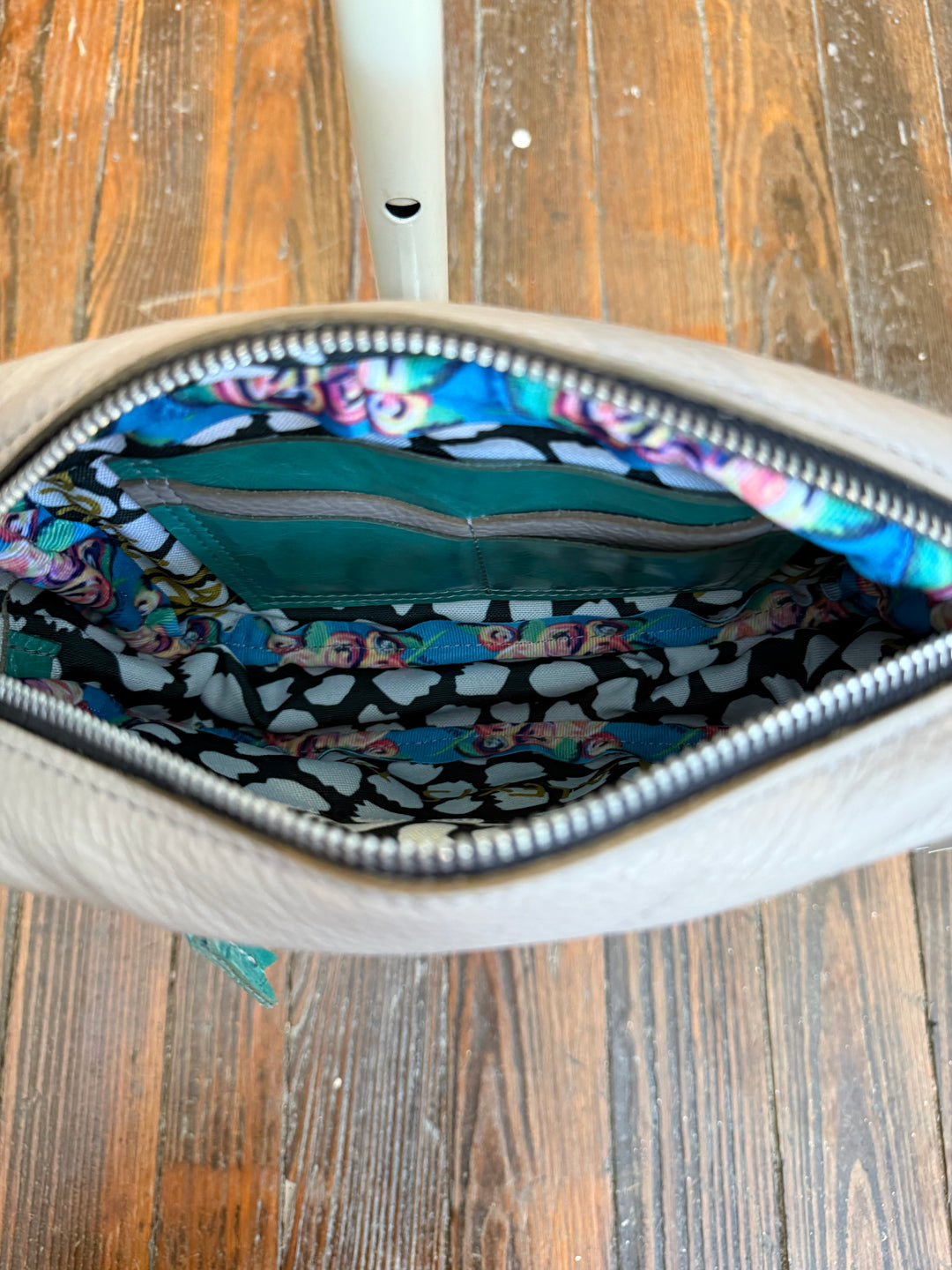 Maeve Crossbody | Stone Grey + Cactus