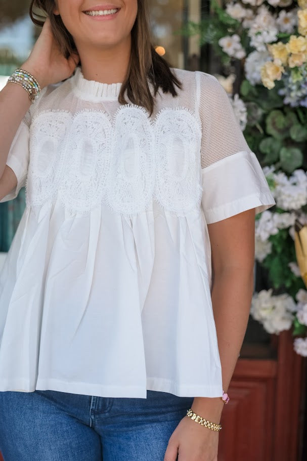 The It-Girl Appliqué Top - White