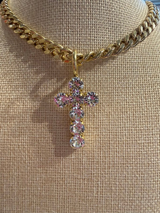 Ilex Pendant on Dallas Necklace